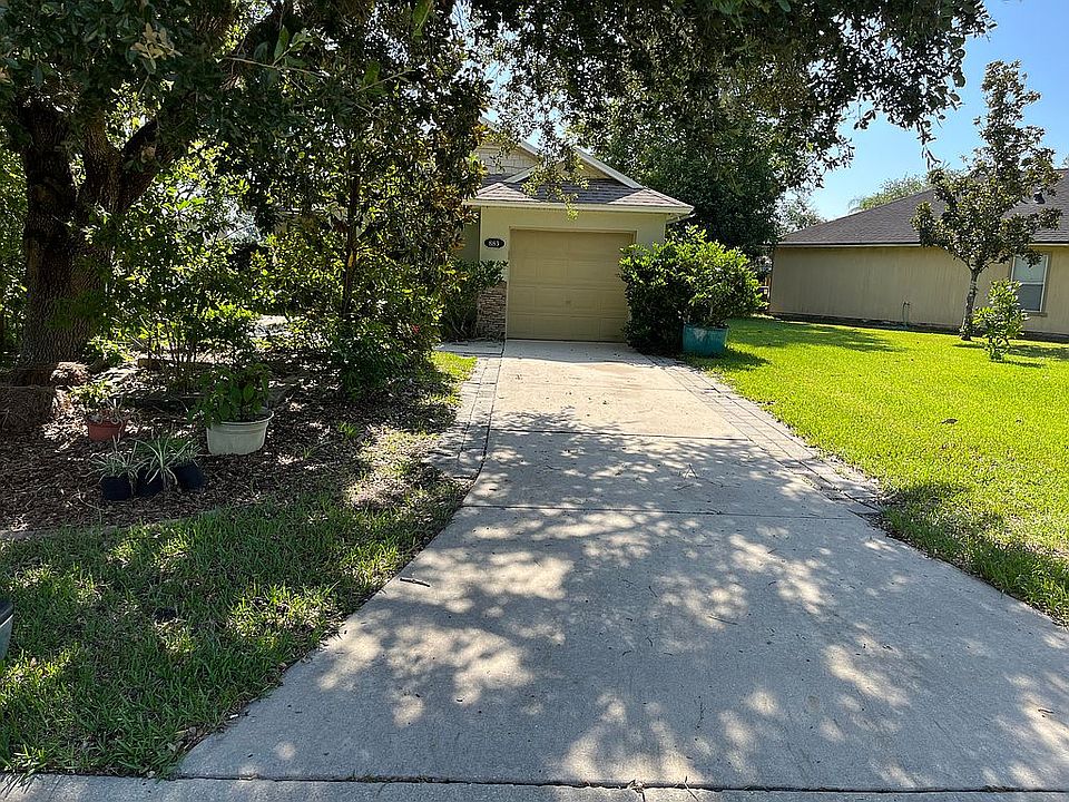 1st image of 883 Wynfield Cir