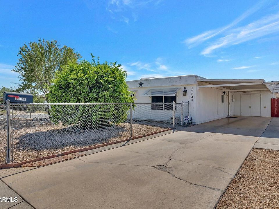 1st image of 19042 N Mark Ln
