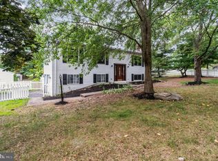 2001 Mount Vernon Cir, Harrisburg, PA 17110