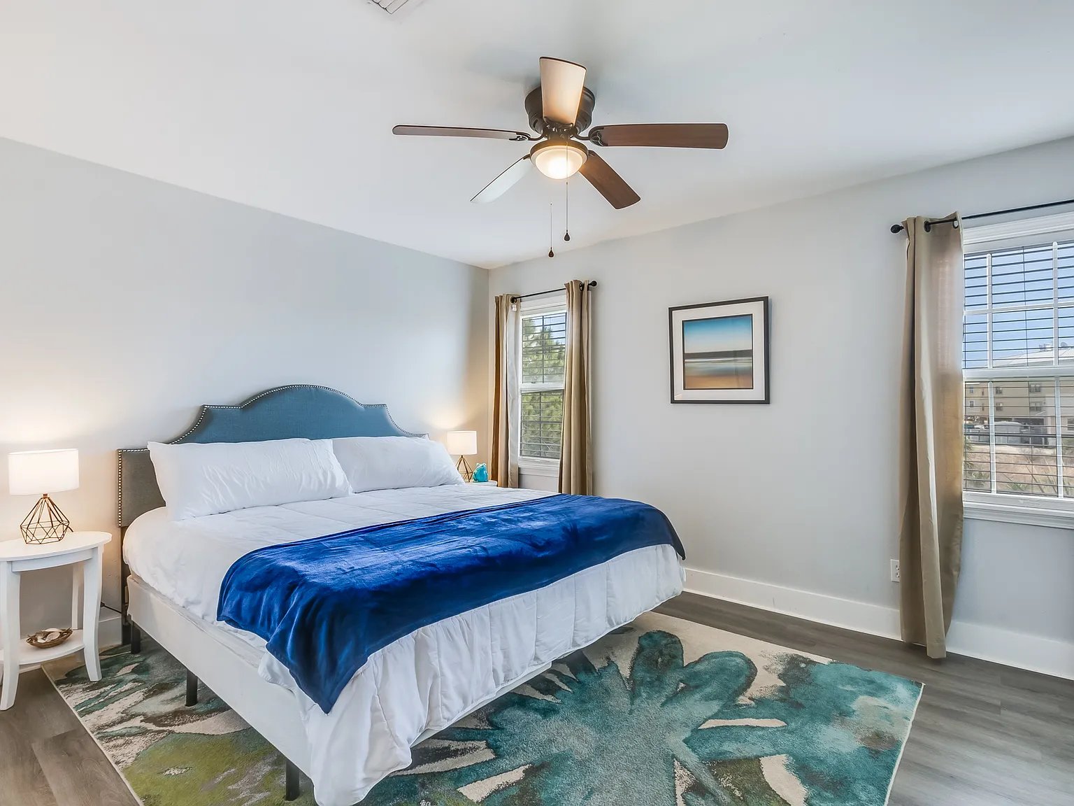 6 bed, 2620 sqft, $9,000 — Photo 2