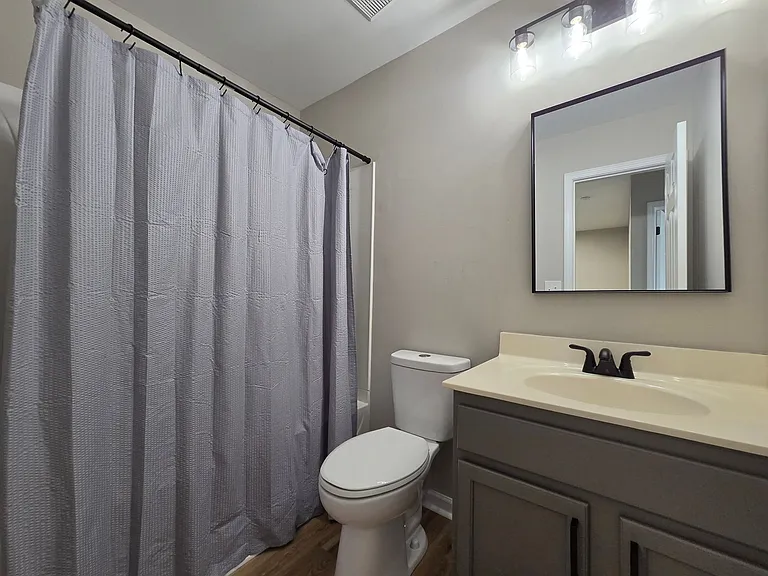 109 Delargy Cir — Photo 9