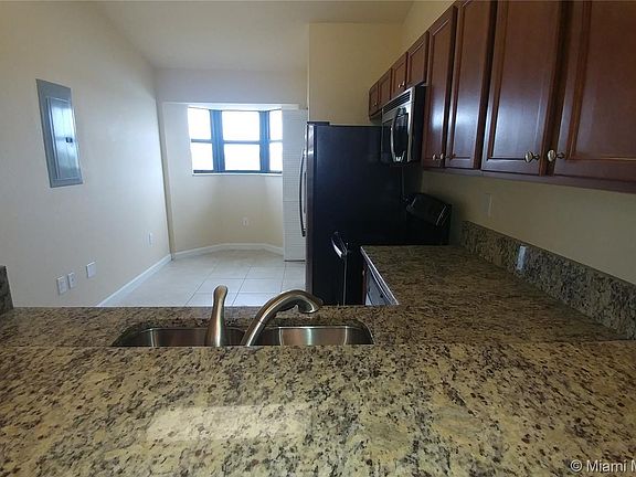 3rd image of 22311 SW 88th Pl Unit 303