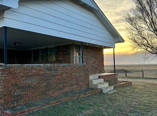 258817 E 790th Rd, Watonga, OK 73772