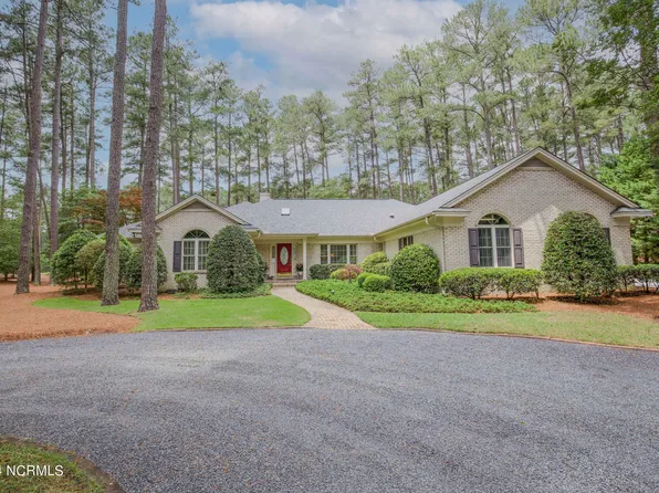 45 Pinewild Drive, Pinehurst, NC 28374
