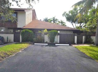 20101 NE 2nd Pl, Miami, FL 33179