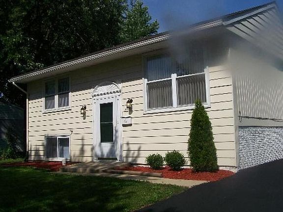 2nd image of 22155 Navaho Ave