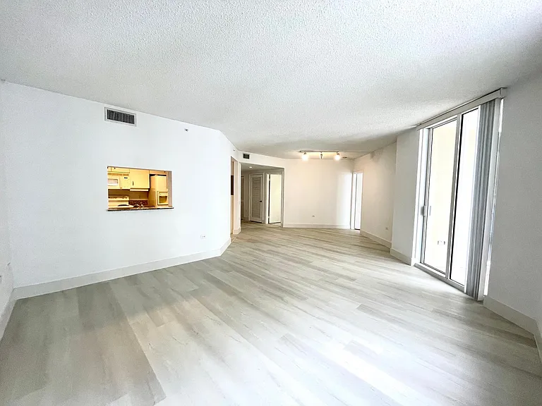 701 Brickell Key Blvd #2407 — Photo 5