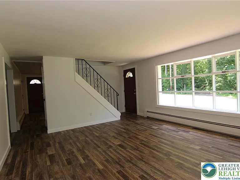 151 Dogwood Dr — Photo 4