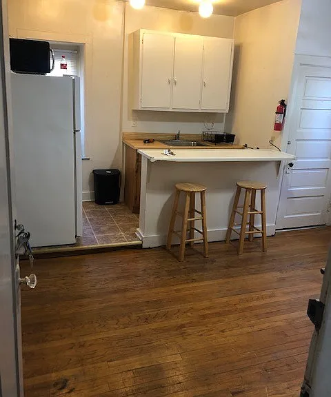 2614 Grandview Ave — Photo 2