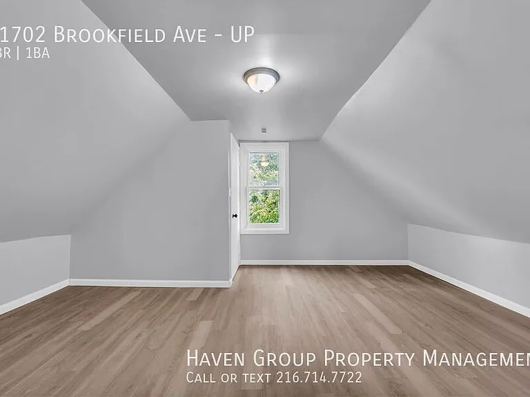 11702 Brookfield Ave #UP — Photo 16