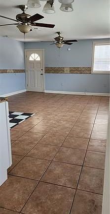 3rd image of 4617 Cartier Ave