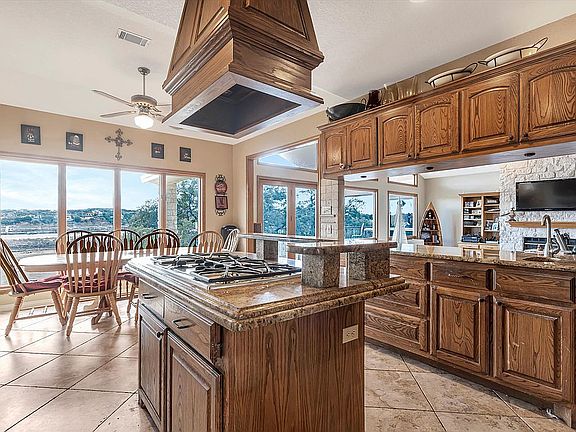 Gourmet Kitchen