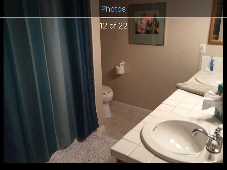 946 King Henry Way — Photo 2