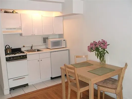 Rented by Maz Group NY | media 3