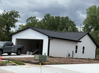 1000 Marway Ct, Oshkosh, WI 54901