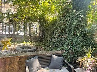 302 Stanhope St #1A, Brooklyn, NY 11237