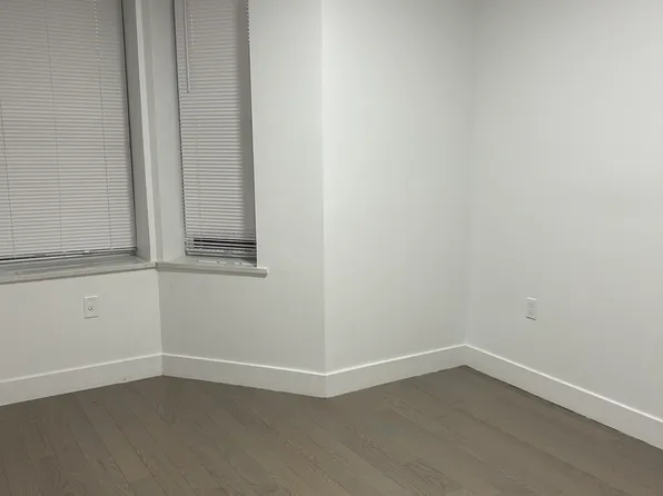 406 60th Street image 10 of 15