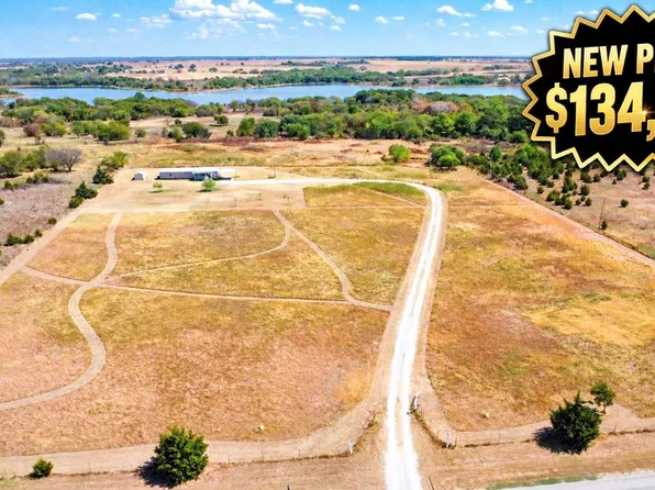 187202 Lakefront Dr, Comanche, OK 73529