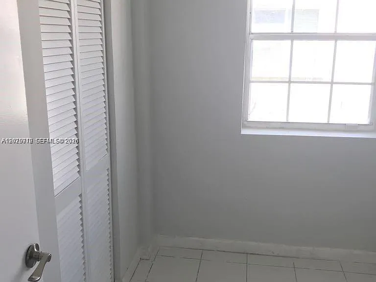 2224 SW 11th St #3 — Photo 13