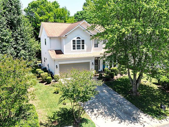 2nd image of 1187 Tufton Pl NW