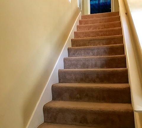 4th image of 908 Aurelias Pl