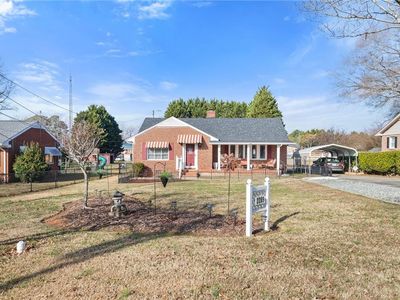2289 Lee Dr, Burlington, NC, 27215