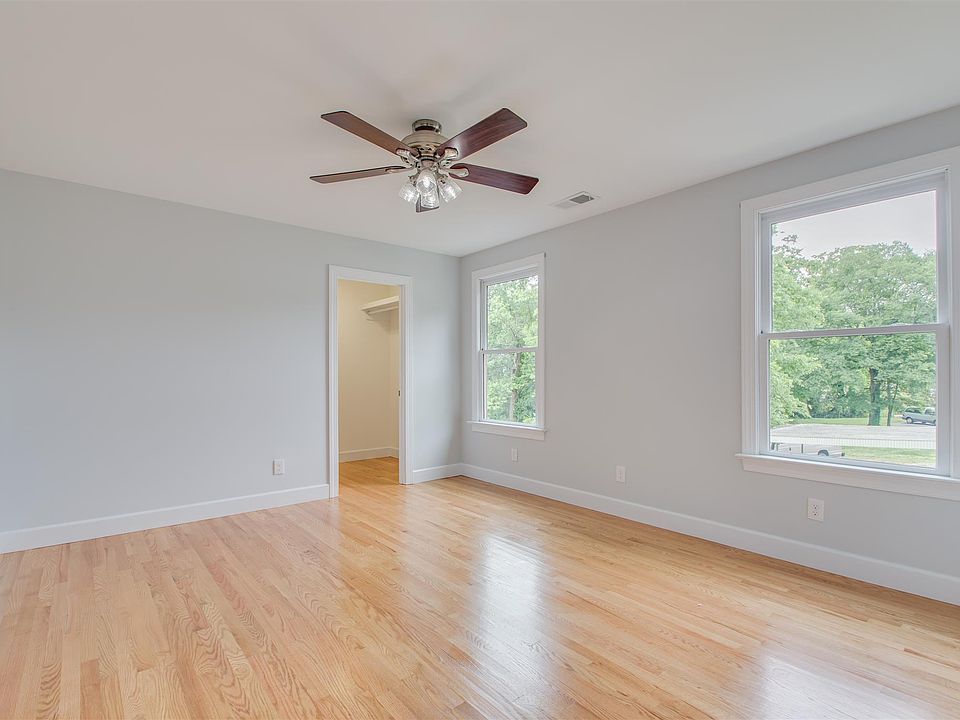 2nd image of 1408 Shelton Ave