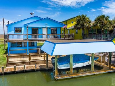 1327 Bay St, Crystal Beach, TX, 77650