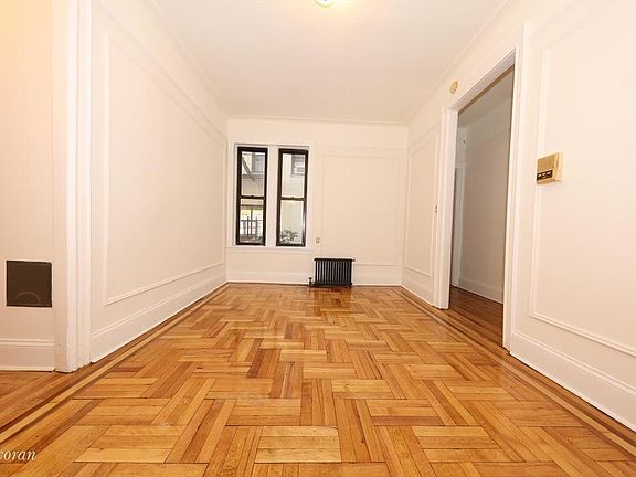 4th image of 3406 32nd St APT 1A