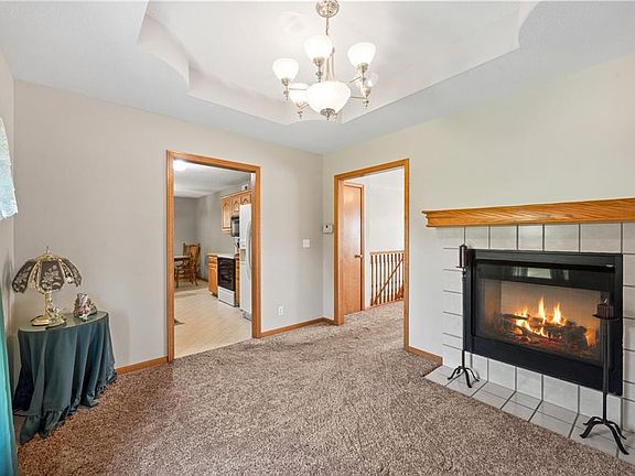 5th image of 604 S Sunset Ln