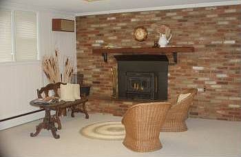 4th image of 329 Sherwood Dr NE