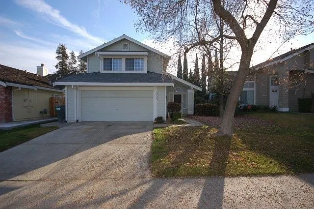 3724 Lily Hill Ct photo 1