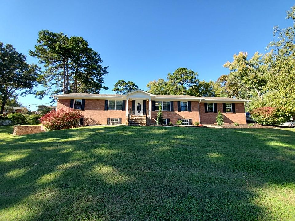 1st image of 5712 Woodleaf Dr