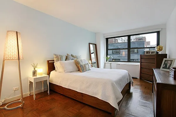 Sold by Corcoran | media 4