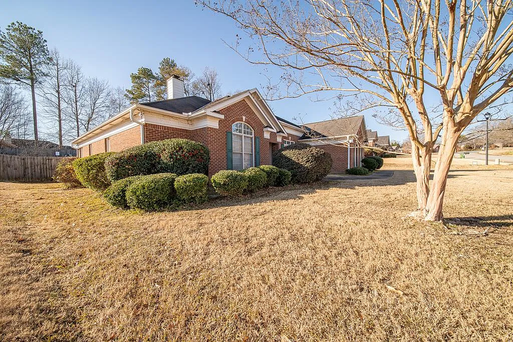 8159 Orchard Glen Dr photo 1