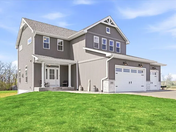 999 152nd Ave, New Richmond, WI 54017