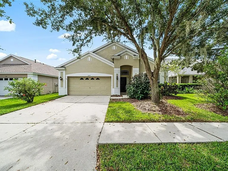 6520 Bridgecrest Dr — Photo 1