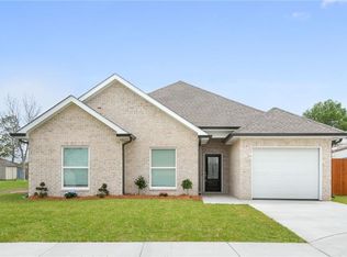 216 Mission Ct, Westwego, LA 70094