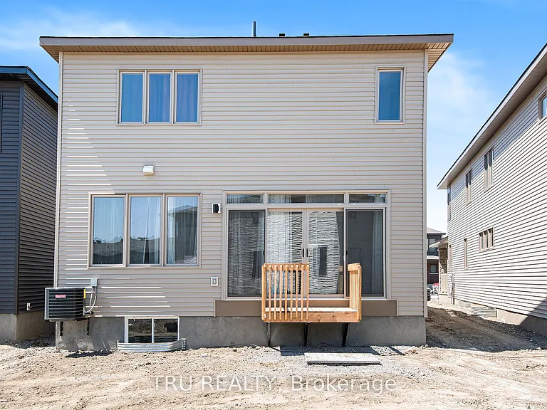 813 Crossgate St — Photo 23