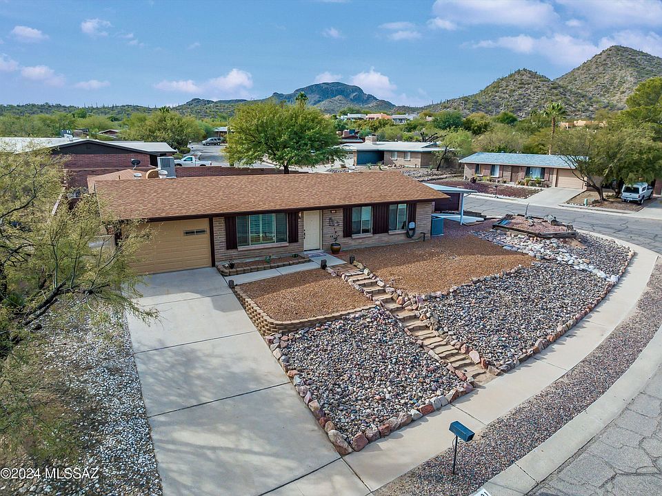 1st image of 3031 W Lavonne Dr