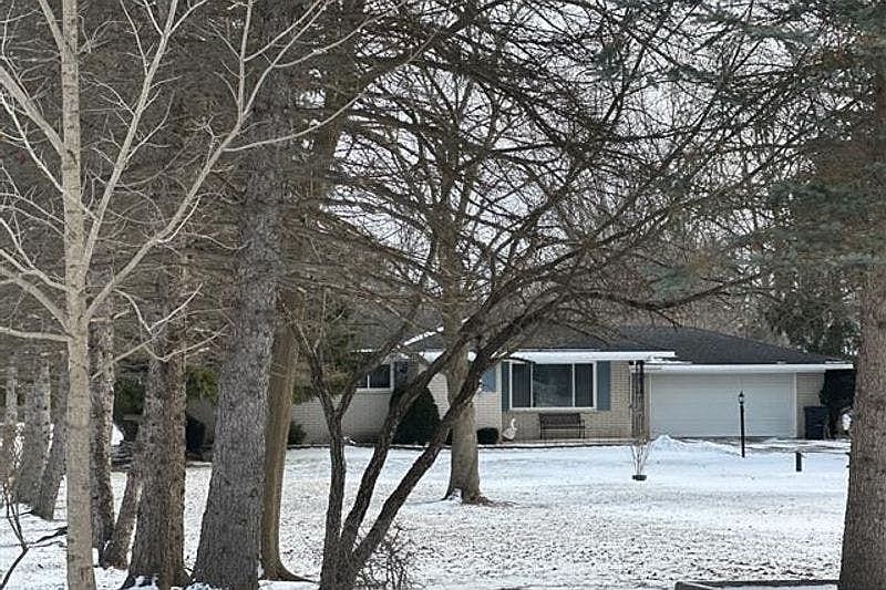 1st image of 69740 Wolcott Rd