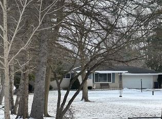 69740 Wolcott Rd, Armada, MI