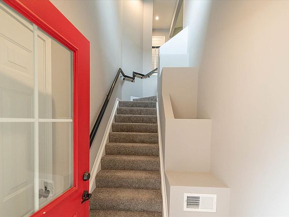 4th image of 4410 Waters Edge Ln #12303