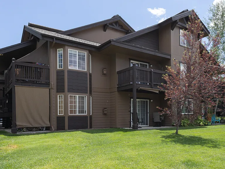 Outside view of Santuary on Covey 406