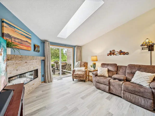 1846 Southpointe Ter #W1846, Saint Paul, MN 55122