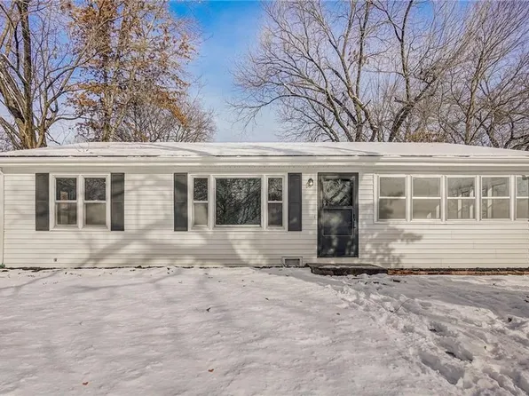 1524 W 22nd St, Lawrence, KS 66046