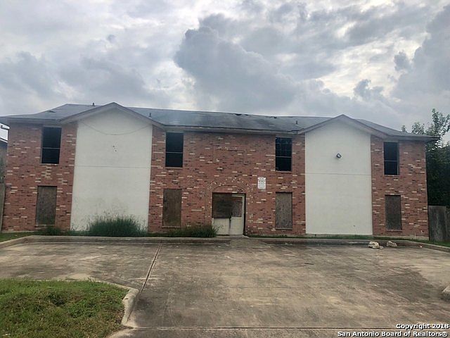 1st image of 7576 Windsor Oaks