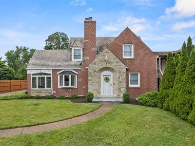 332 Forest Grove Rd, Coraopolis, PA, 15108