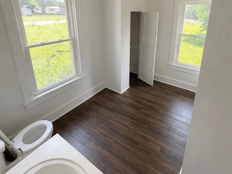 2512 Fox Bridge Rd — Photo 6