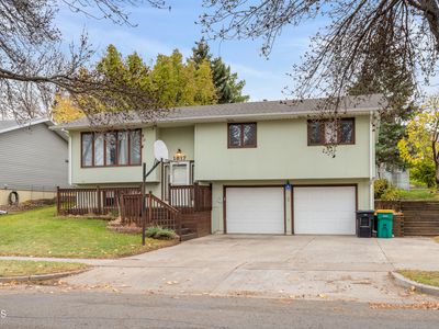 1817 Kennedy Ave, Bismarck, ND, 58501